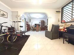 Blk 17 Toh Yi Gardens (Bukit Timah), HDB 4 Rooms #563780031
